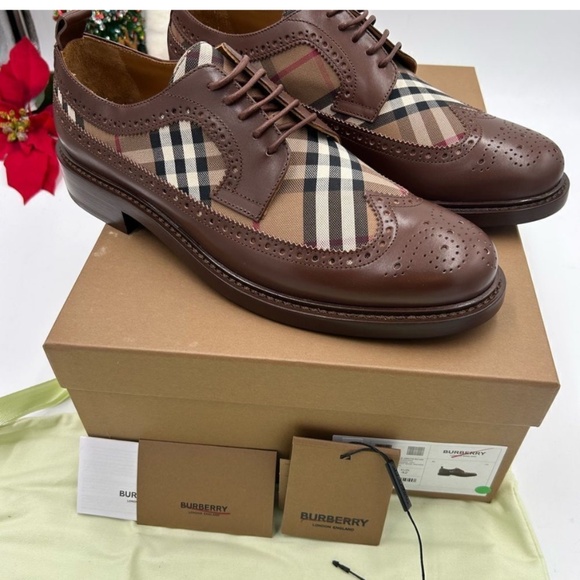 Men’s Burberry vintage check leather Oxford, size 42 made in Italy - Picture 1 of 8